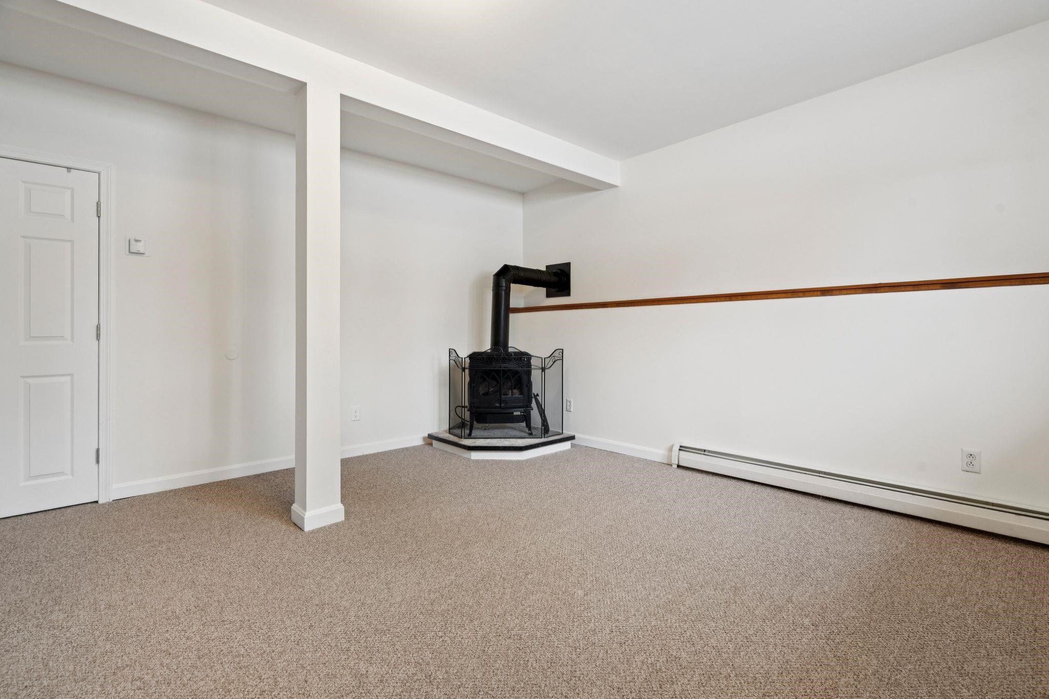 115 Lakeshore Drive