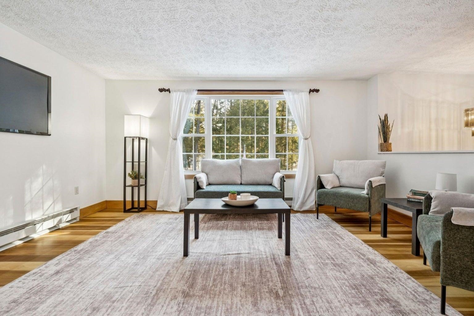 24 Pine Meadow Drive