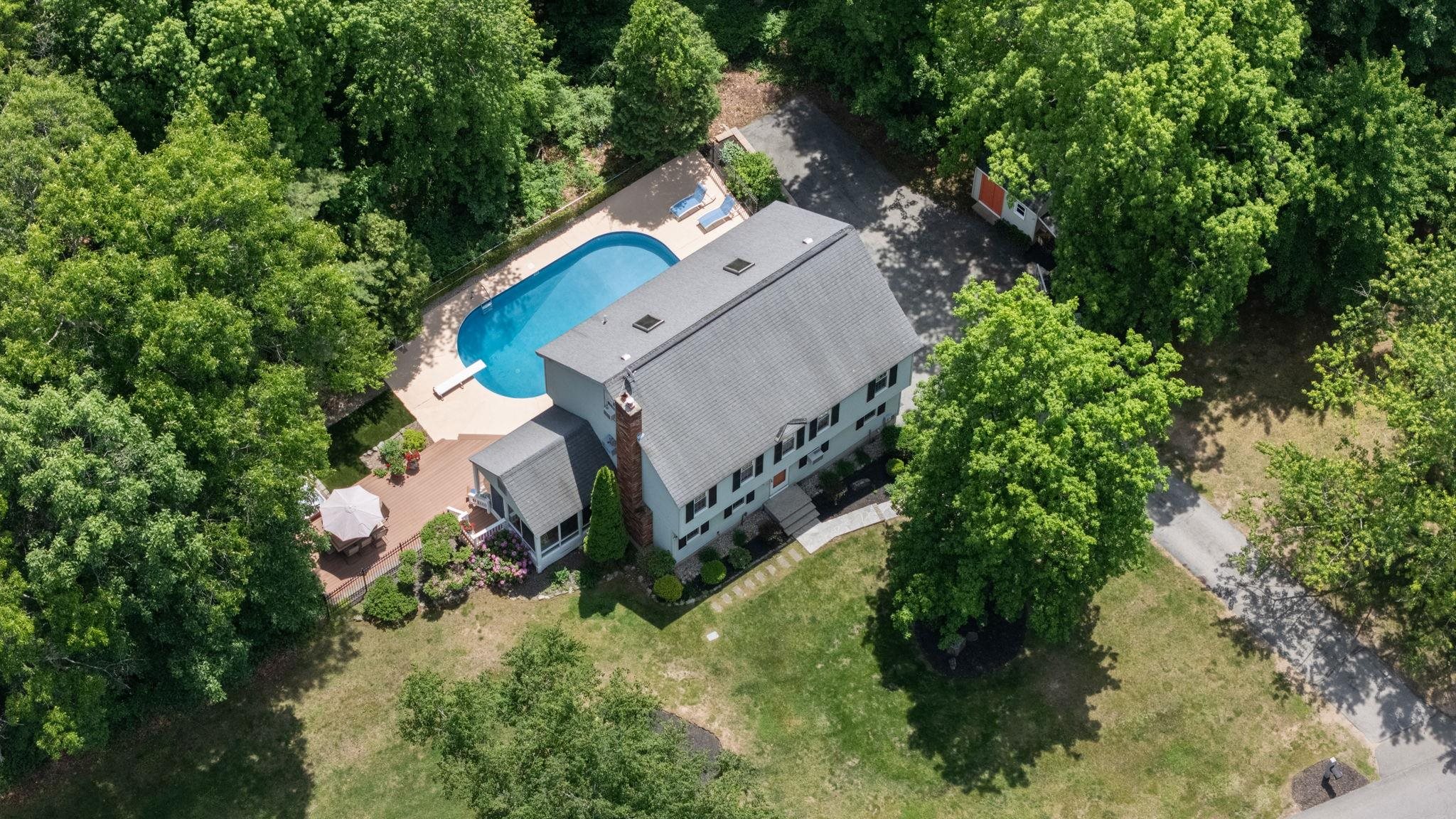 2 Grandview Road