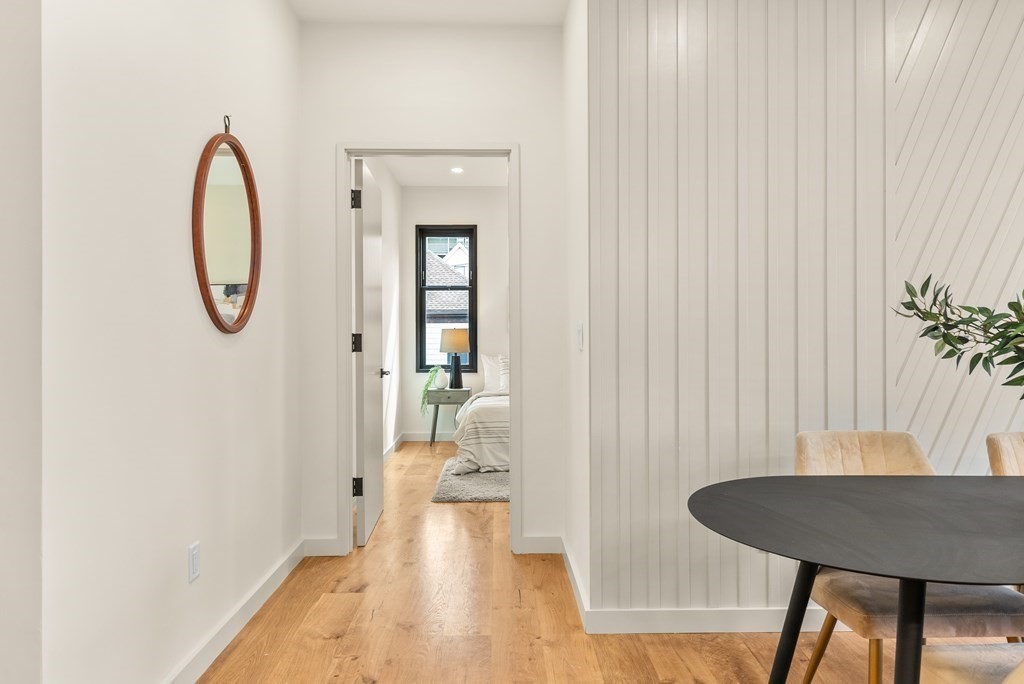 211 Condor Street Unit: 11