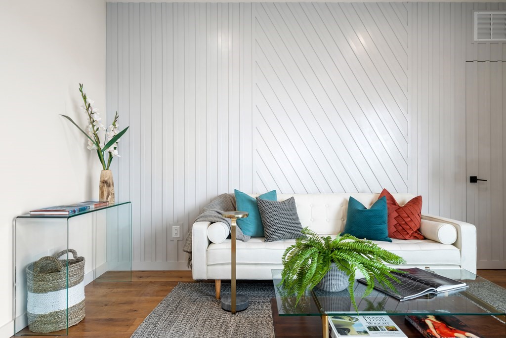 211 Condor Street Unit: 1