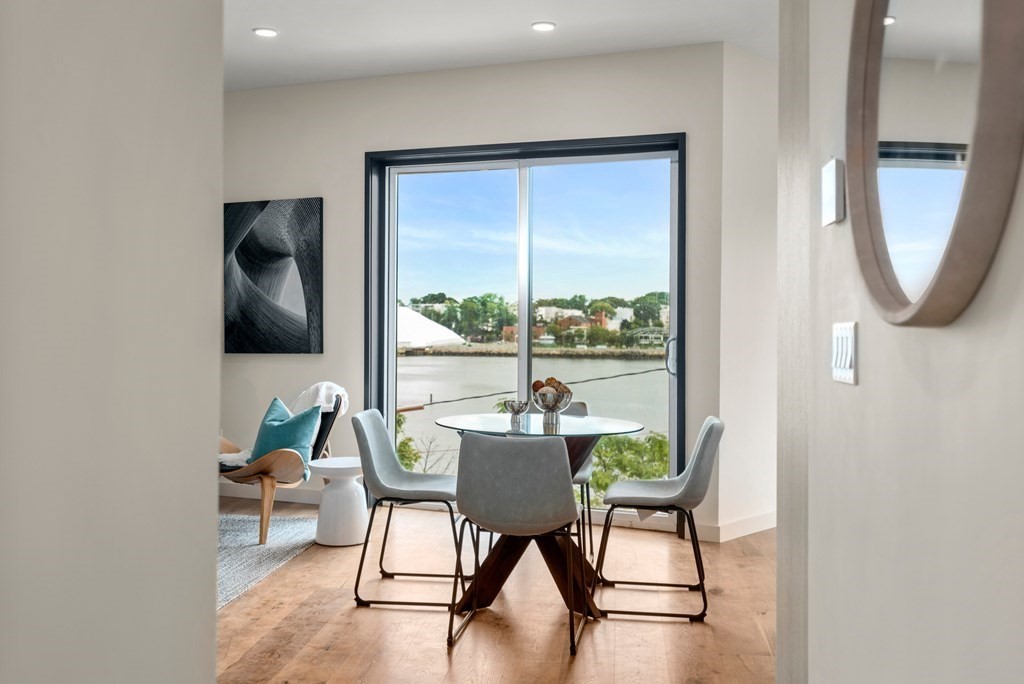 211 Condor Street Unit: 1