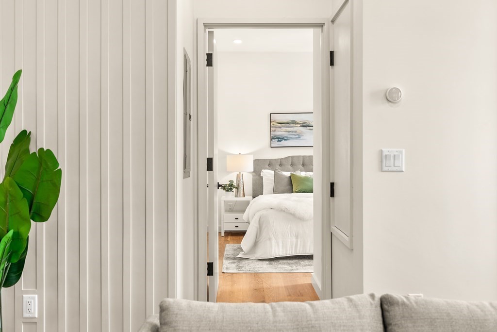 211 Condor Street Unit: 3