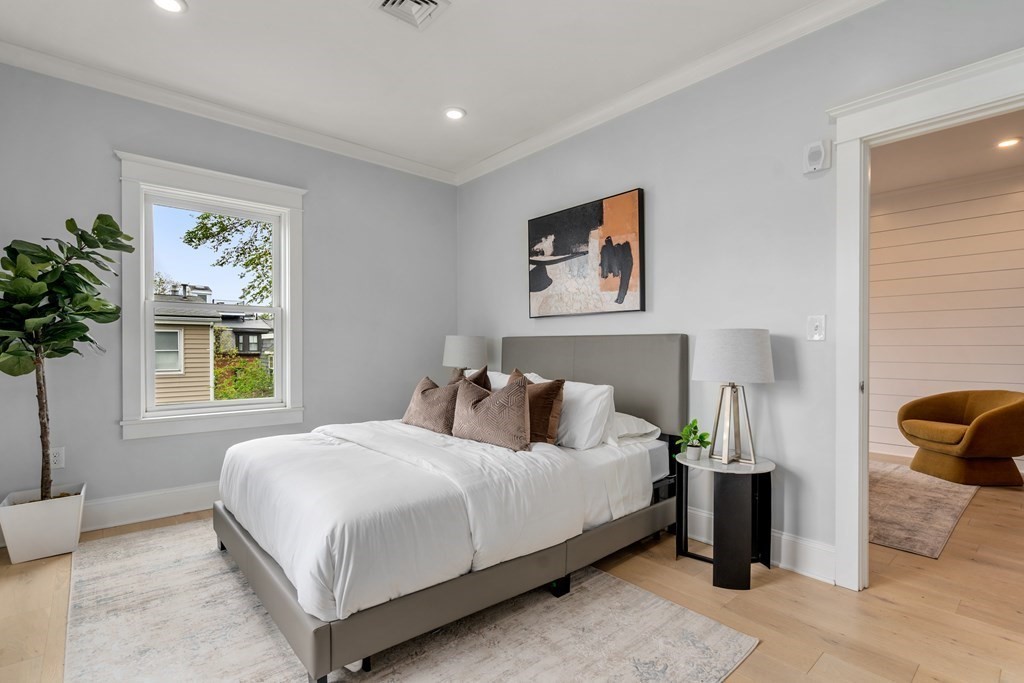 150 Athens St Unit: 8