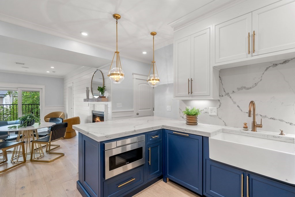 150 Athens St Unit: 8