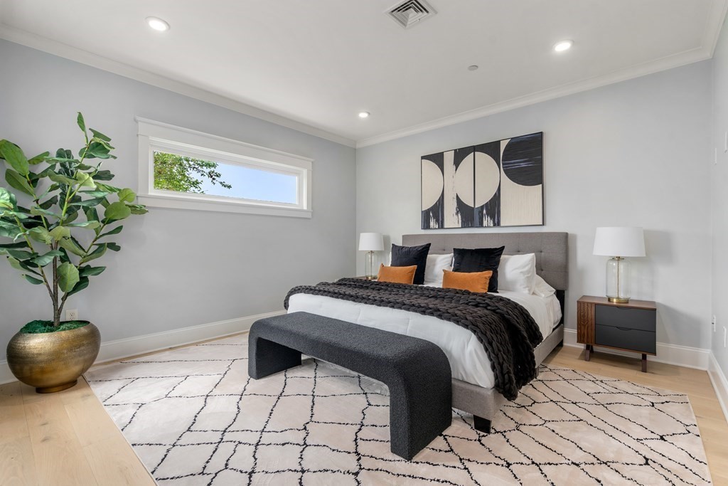 150 Athens St Unit: 8