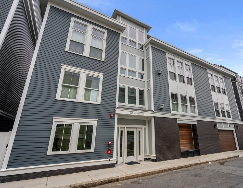 150 Athens St Unit: 8