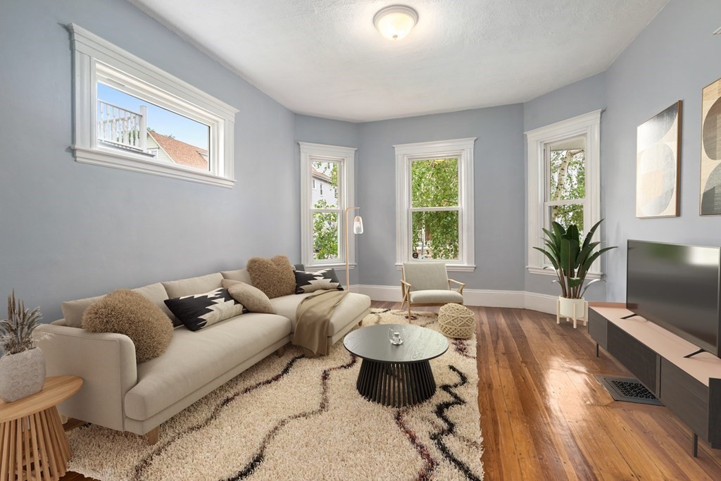 106 Lonsdale Unit: 1