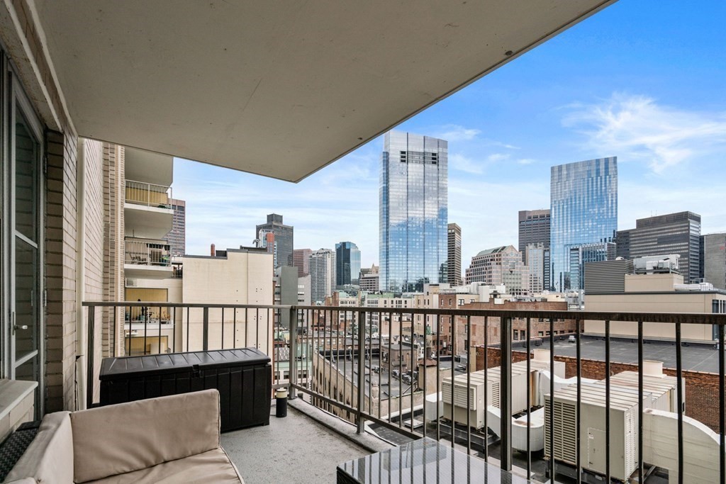 151 Tremont Street Unit: 14A