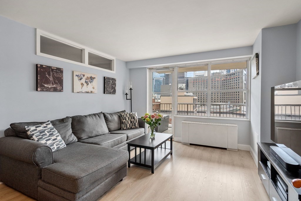 151 Tremont Street Unit: 14A