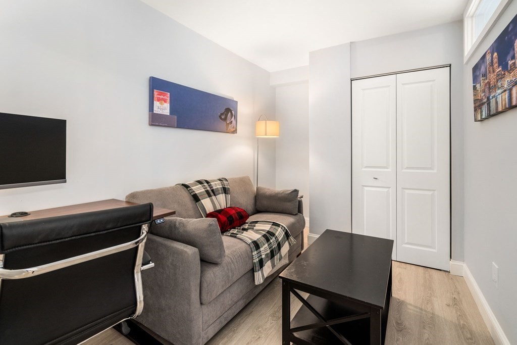 151 Tremont Street Unit: 14A
