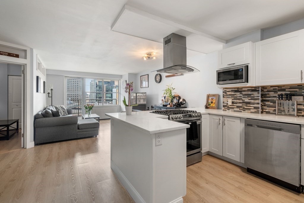 151 Tremont Street Unit: 14A