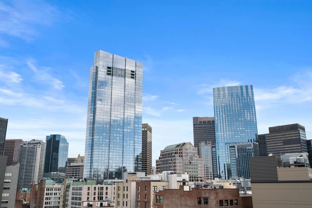 151 Tremont Street Unit: 14A
