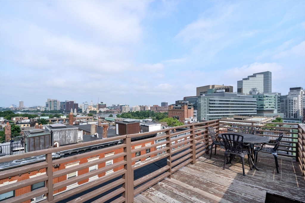34-36 Grove St # 4