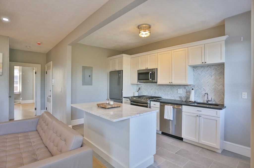435 Columbus Avenue # 3
