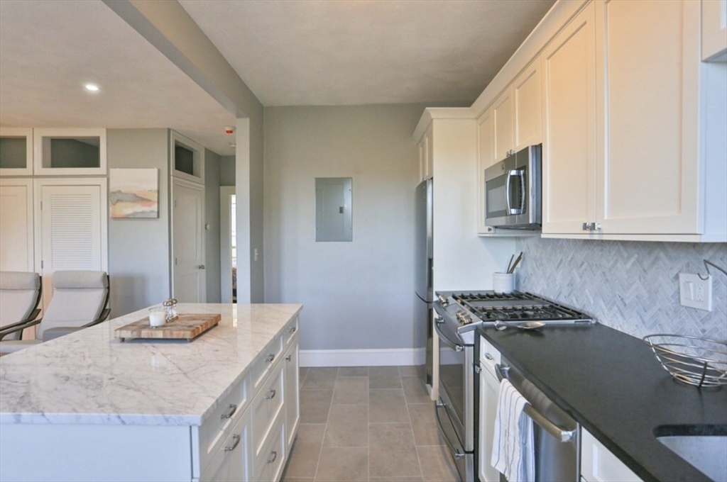 435 Columbus Avenue # 3