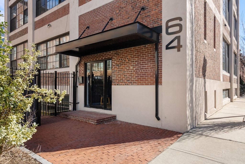 64 East Brookline Street # 5