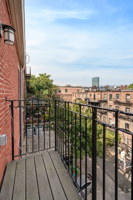 12 Worcester Square # 4