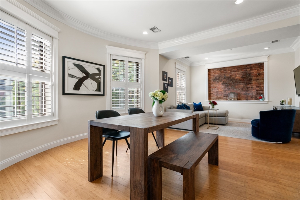 12 Worcester Square # 4