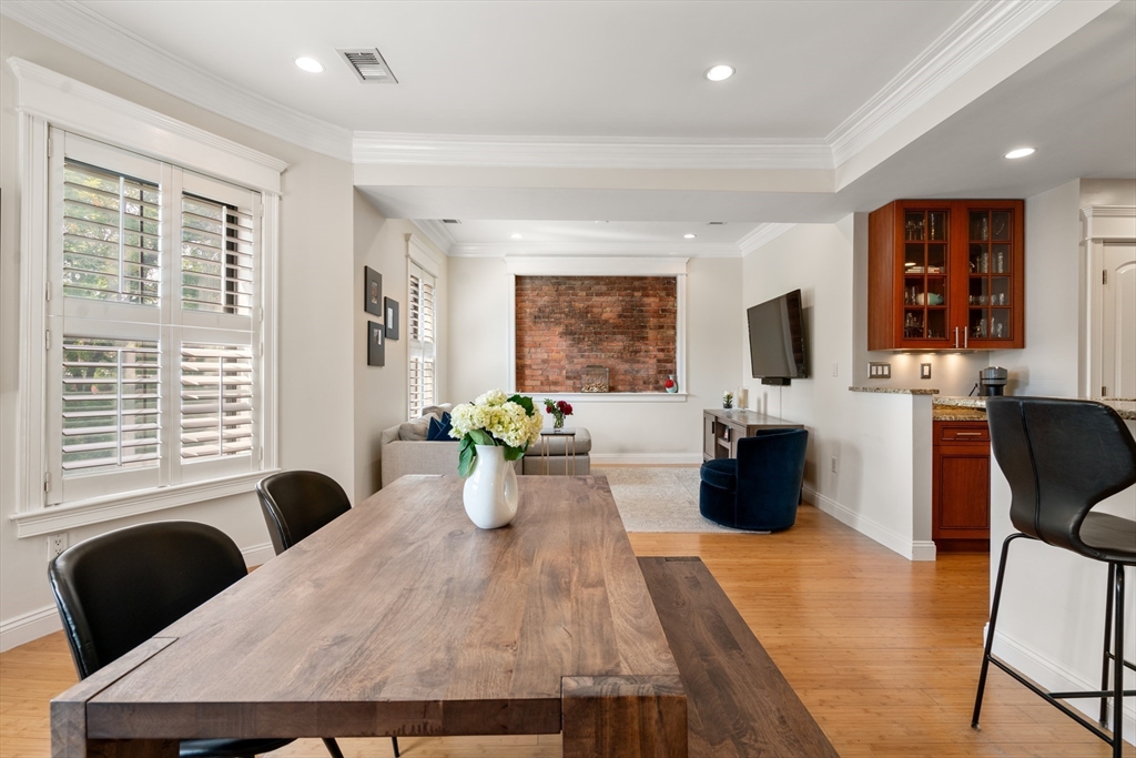 12 Worcester Square # 4