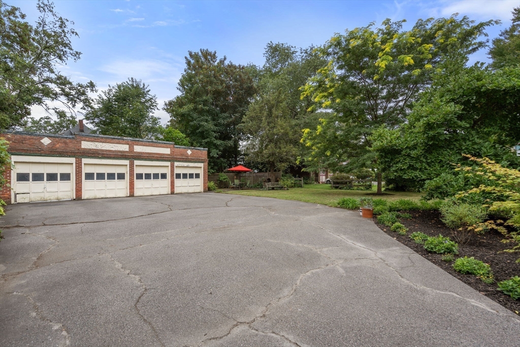 41 Melville Avenue # B