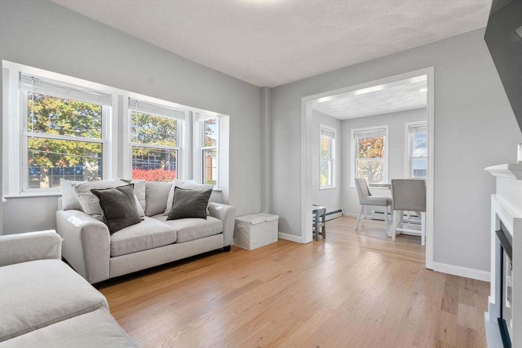 2 Webster St