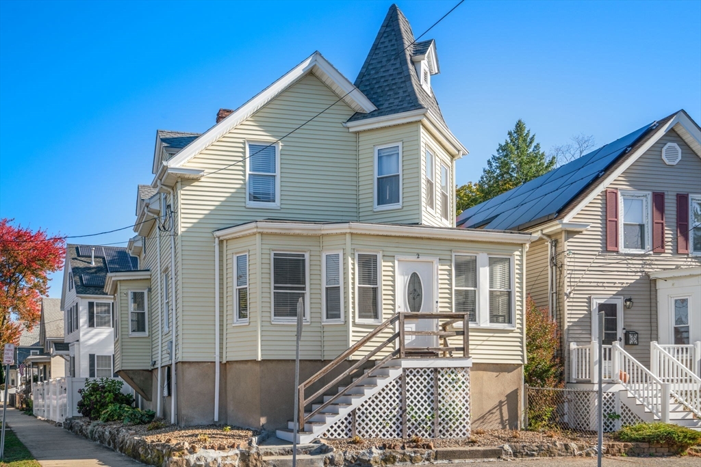 2 Webster St