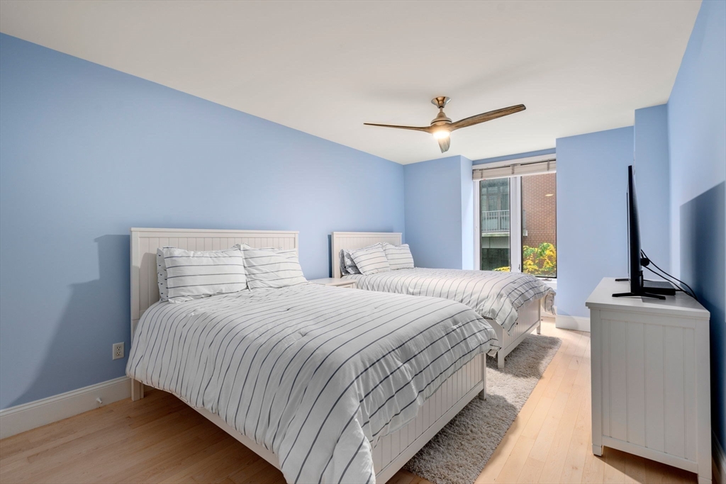 45 W Broadway # 204