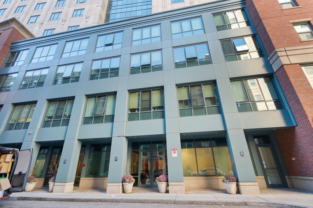 1 Nassau St # 2203