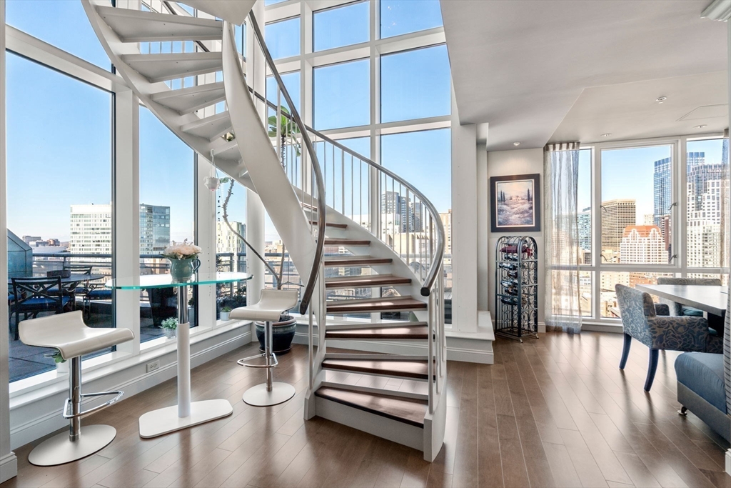1 Nassau St # 2203