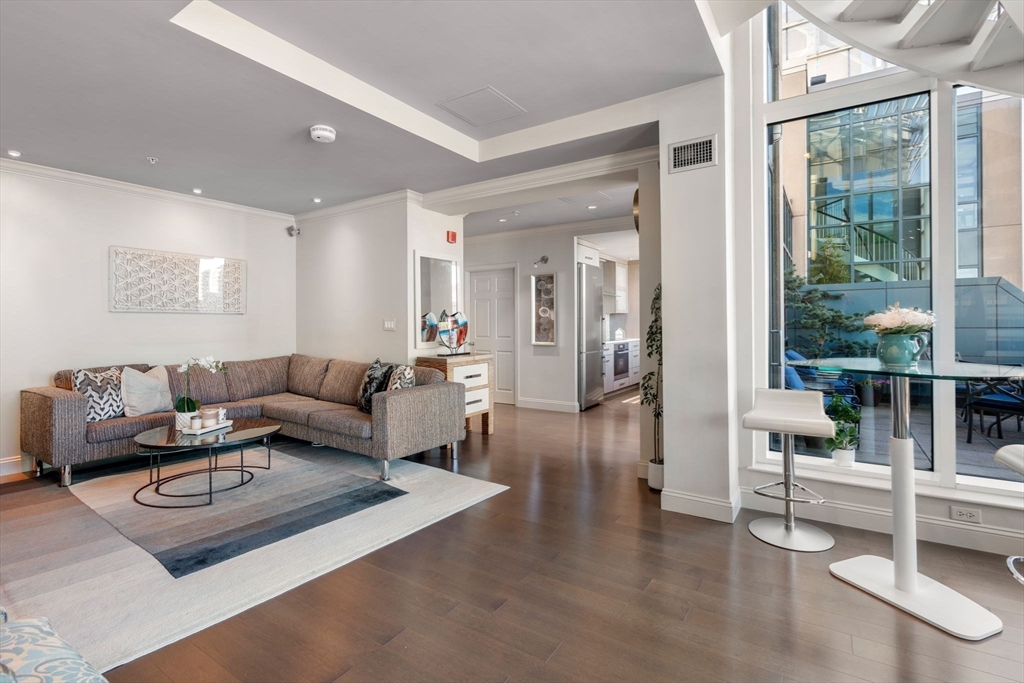 1 Nassau St # 2203