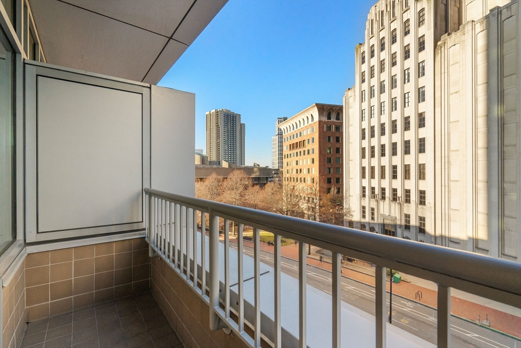 10 Bowdoin St # 513