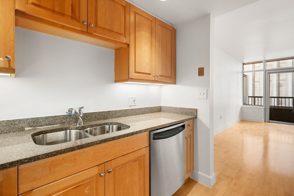 10 Bowdoin St # 513