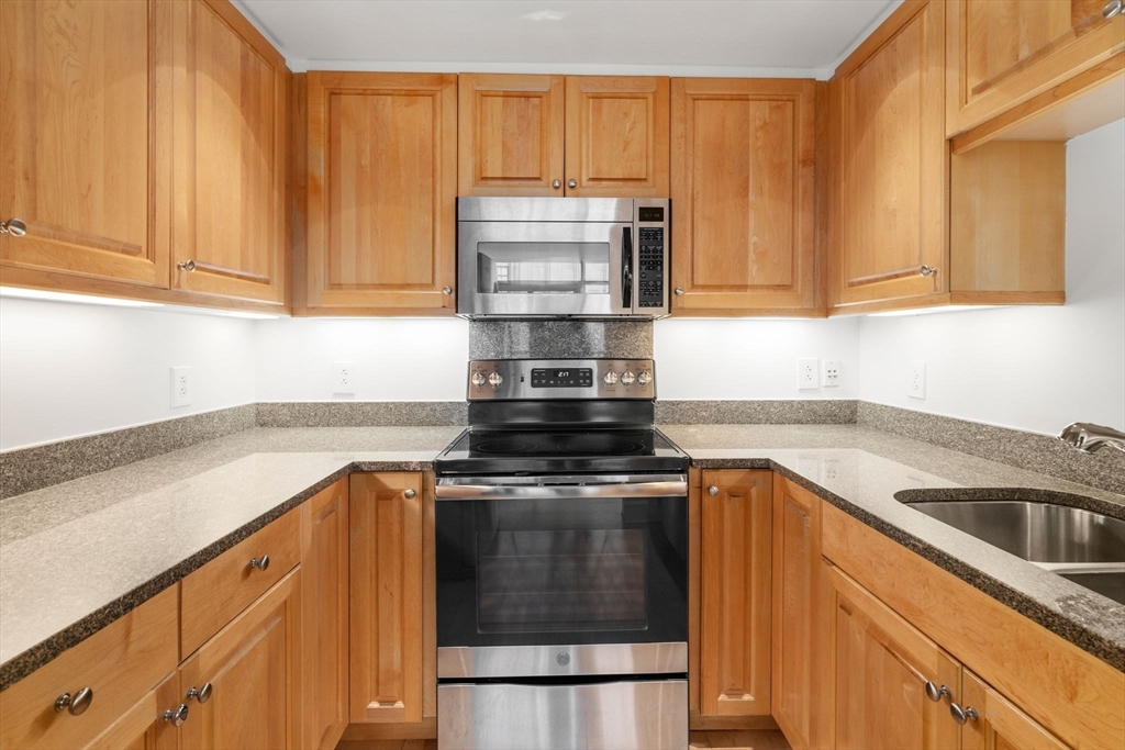 10 Bowdoin St # 513