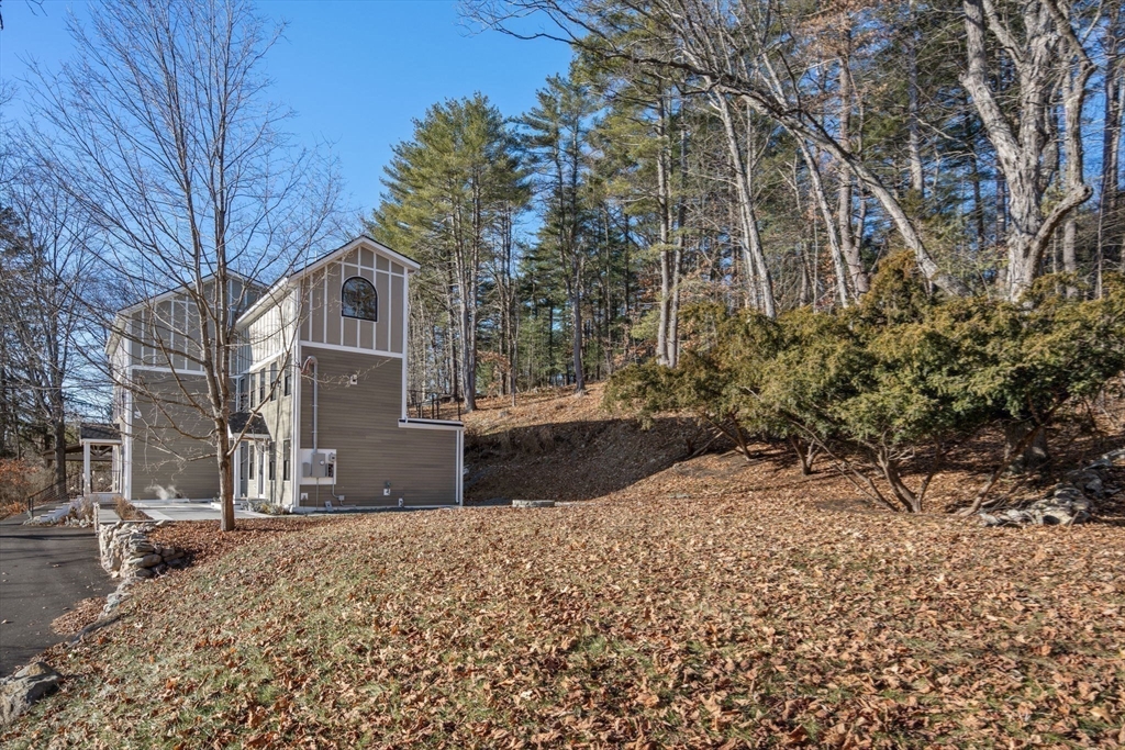 83 Glen St