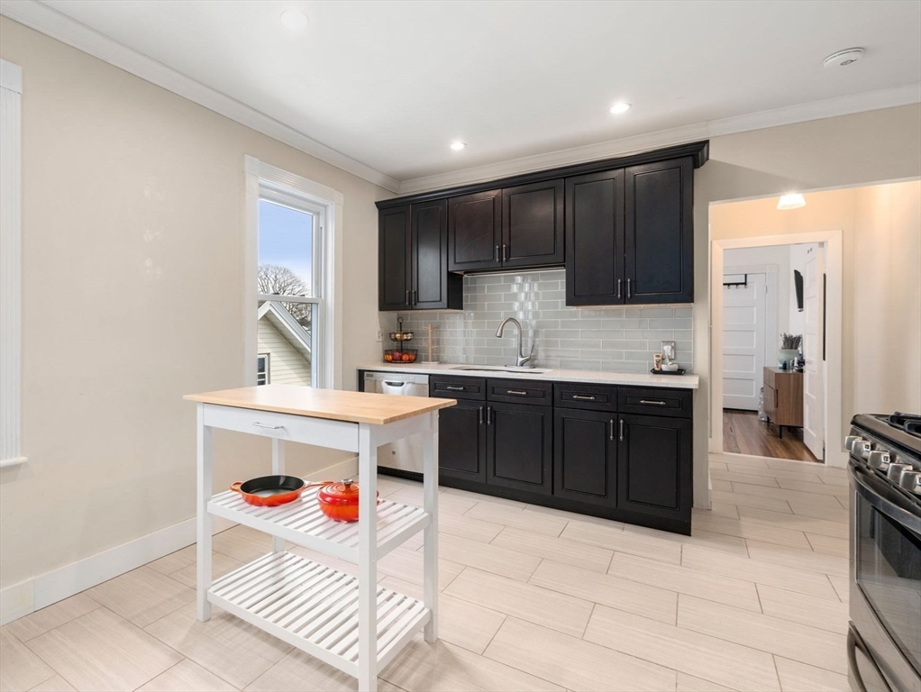273 Minot St # 3