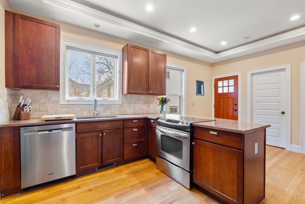 21 Rowe Street # 21