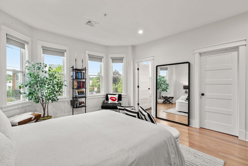 192 Amory Street # 2