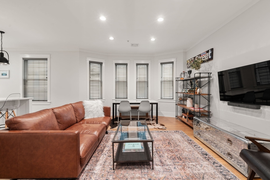 192 Amory Street # 2