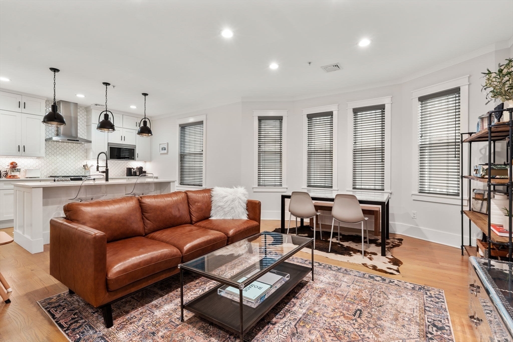 192 Amory Street # 2