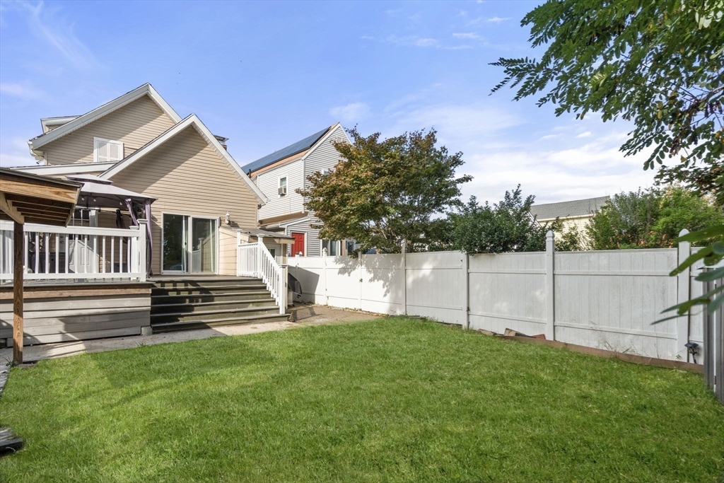 9 Marshall St