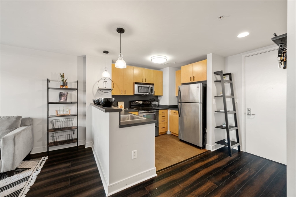 700 Harrison Ave # 311