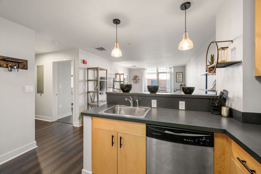 700 Harrison Ave # 311