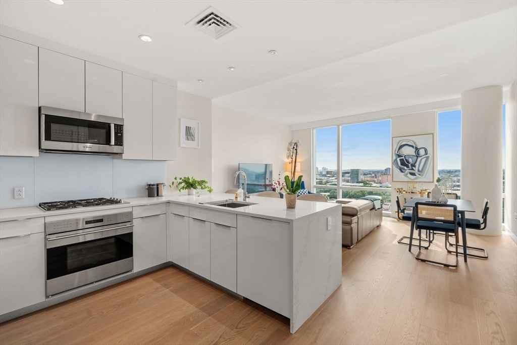 188 Brookline Ave # 21B