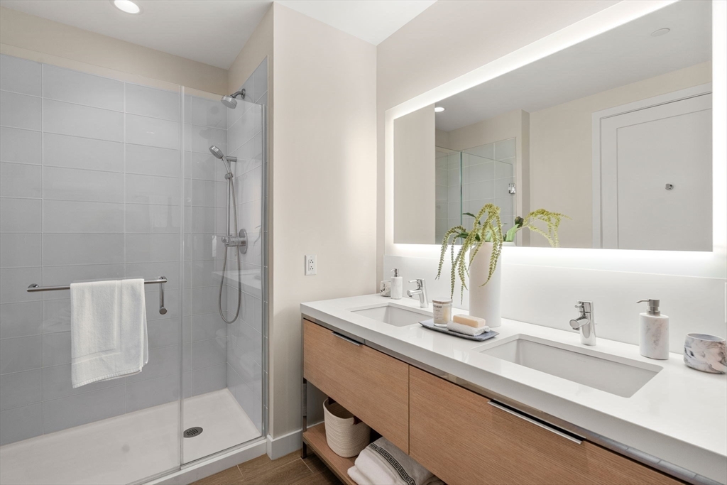 188 Brookline Ave # 21B
