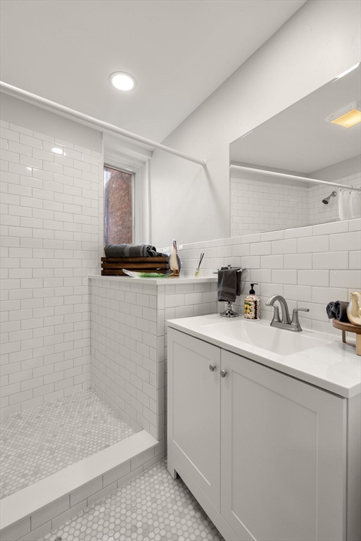 165 Salem Street # 4