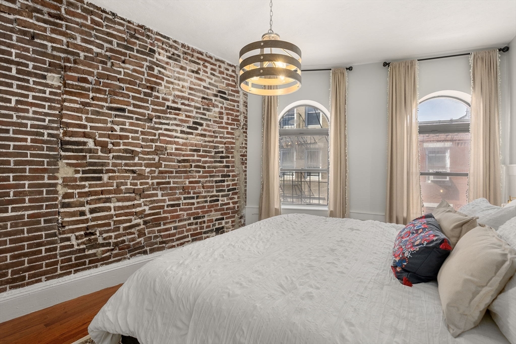 165 Salem Street # 4