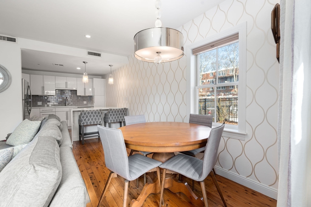 219 Shawmut Ave # 1B