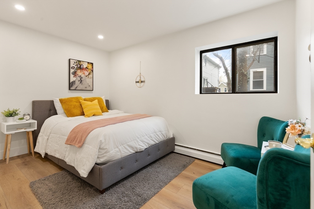 5 Linda Lane # 2 Unit: 1-2