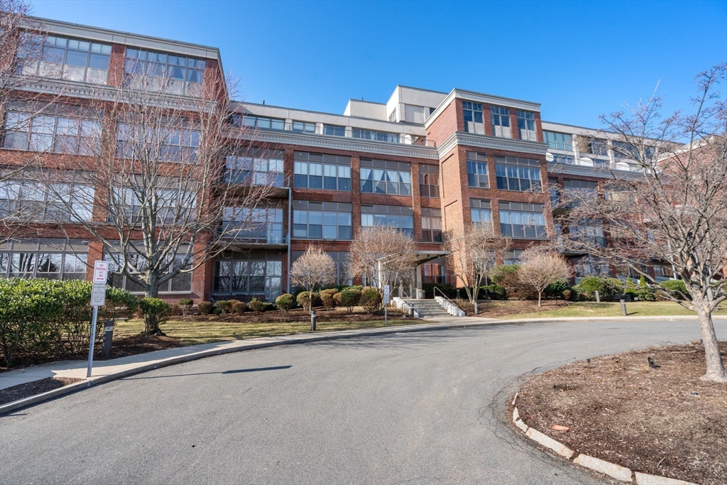 156 Porter St # 353
